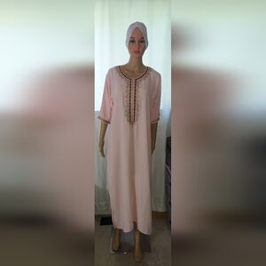 Elegant Babe Pink Moroccan Qandora – Tradition Meets Modern Chic